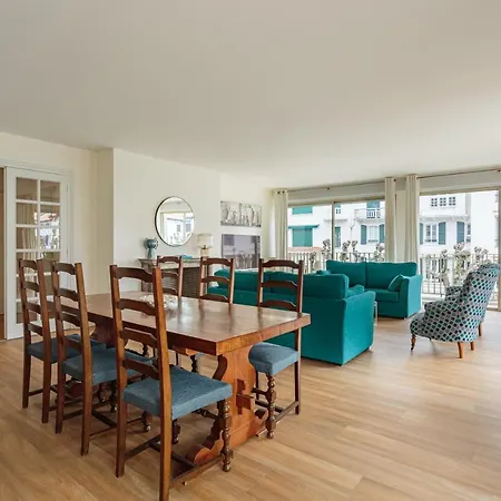 Apartment Bel En Plein Centre Et 50 M De La Grande Saint-Jean-de-Luz
