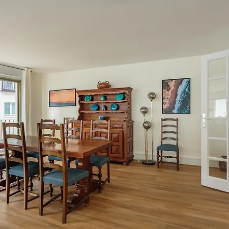 Apartment Bel En Plein Centre Et 50 M De La Grande Saint-Jean-de-Luz